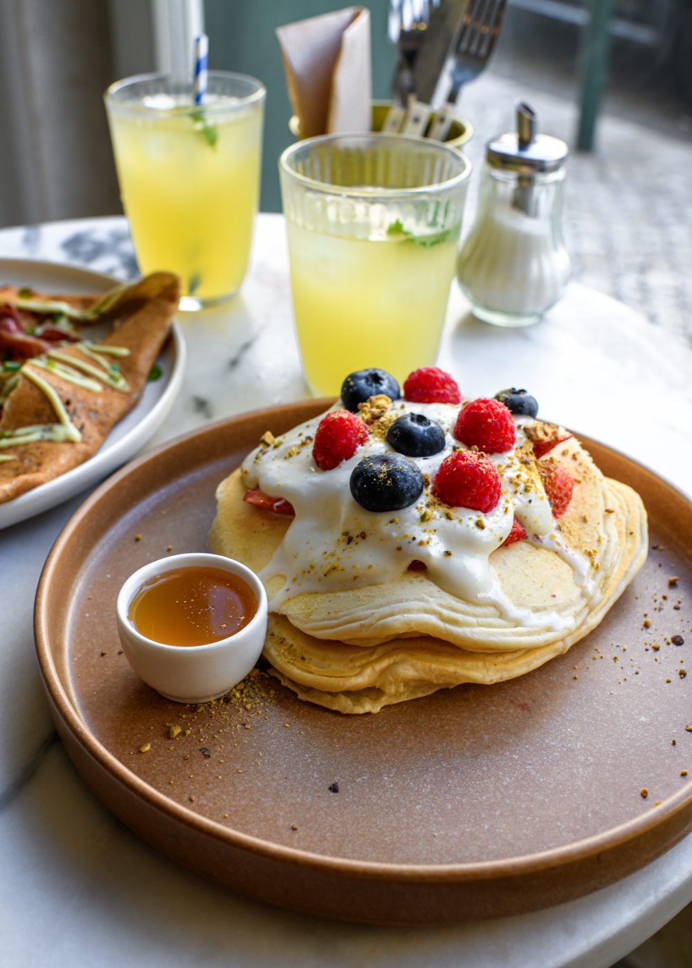 where to enjoy brunch in Lisbon with good vibes